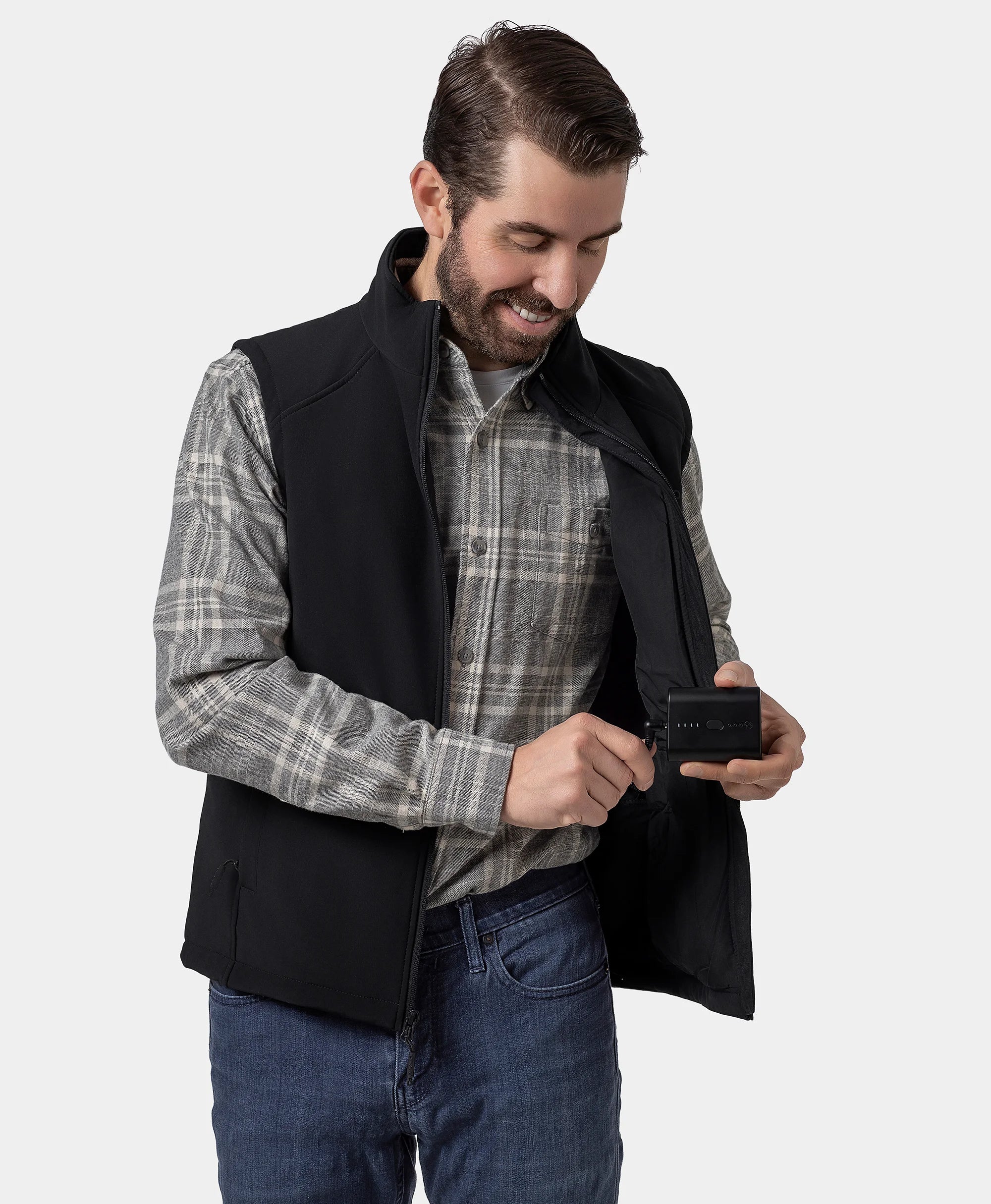 Men's Heated Softshell Vest - Lower Back Heating - Image 6