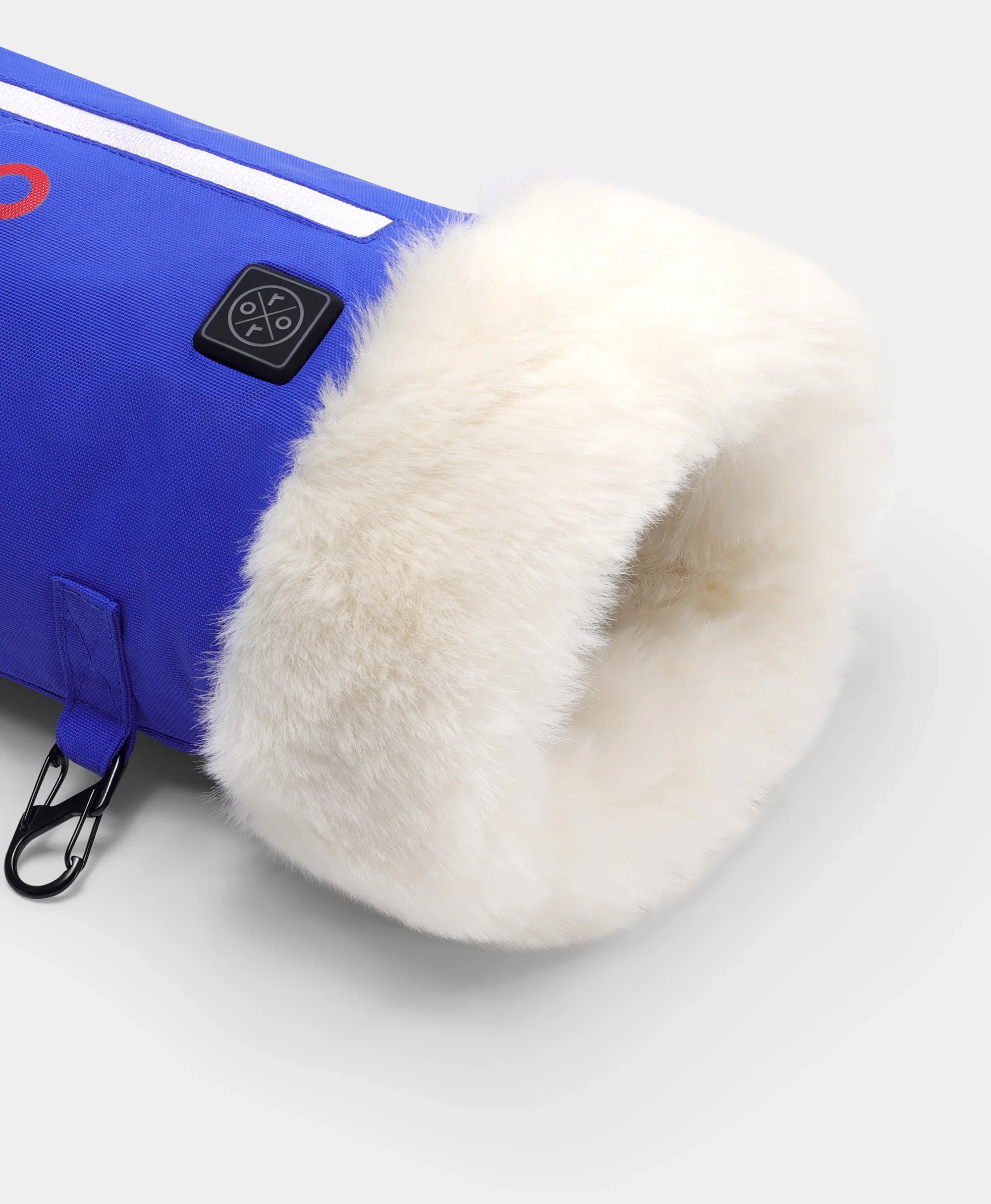 Queen Cove 2-Zone Heated Faux Fur Hand Warmer - Image 4